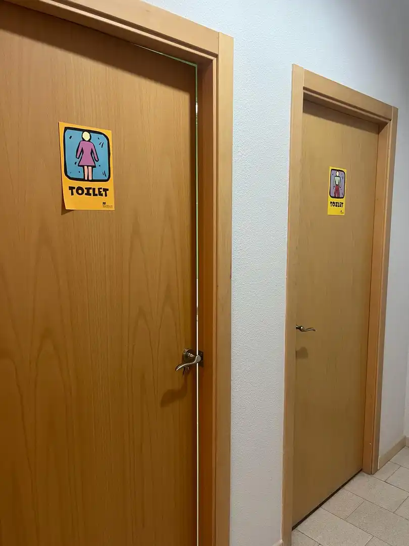 Gewerbefläche zum Verkauf in Carrer de Santa Cruz de Teijeiro, imagen 9