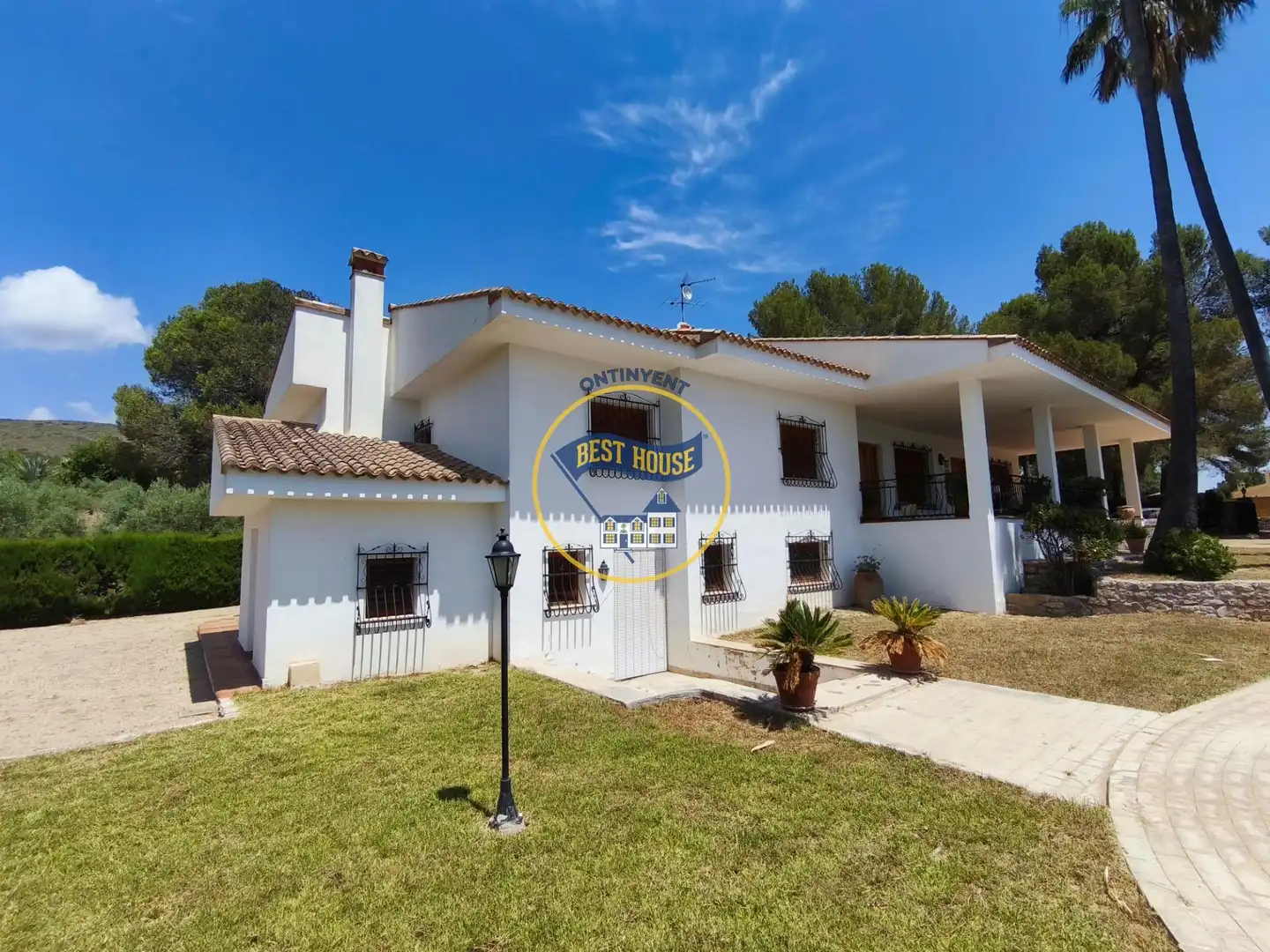 Vista exterior de Casa o chalet en venta en Ontinyent con Aire acondicionado, Calefacción y Jardín privado