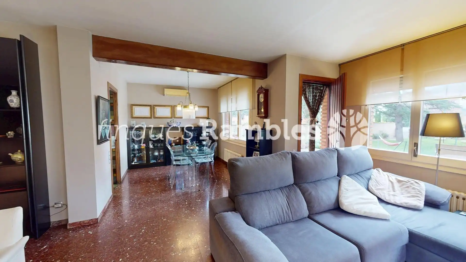 Sala de estar de Casa o chalet en venta en Igualada con Calefacción, Jardín privado y Terraza