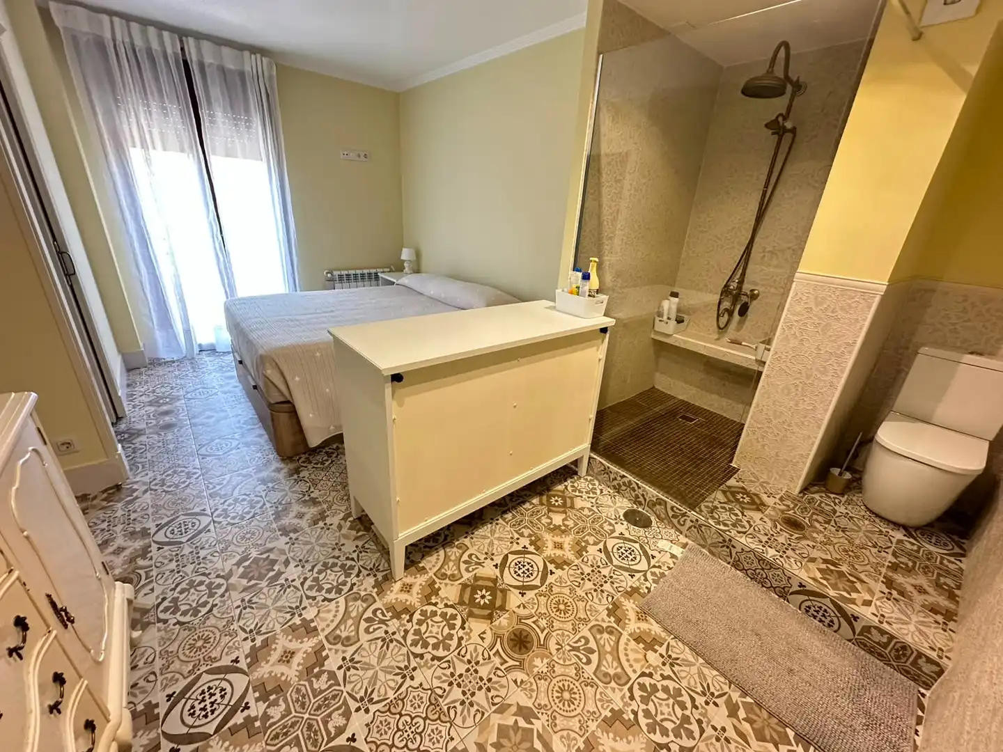 Badezimmer von Wohnung zum Verkauf in Parla mit Klimaanlage, Heizung und Gemeinschaftspool