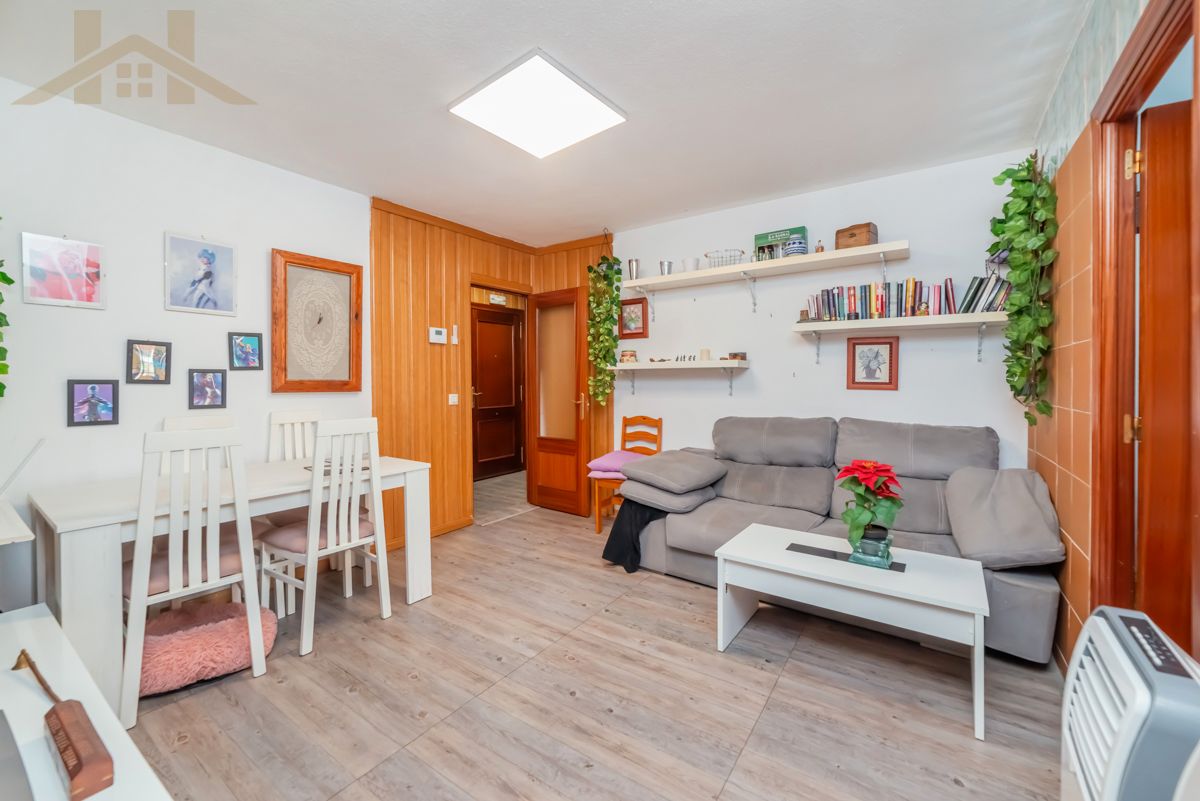 Living room of Flat for sale in Alpedrete  with Heating, Terrace and Community pool