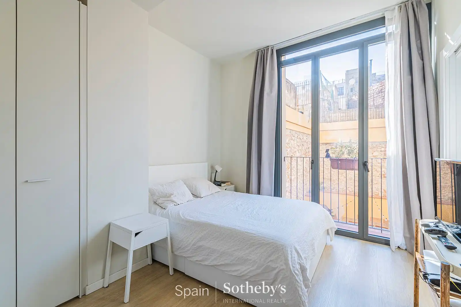 Apartament amb ascensor en venda a Gran Via de les Corts Catalanes, imagen 15