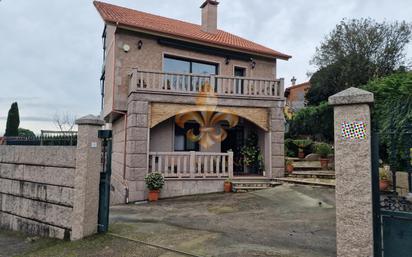 Exterior view of House or chalet for sale in Vigo   with Heating, Private garden and Terrace