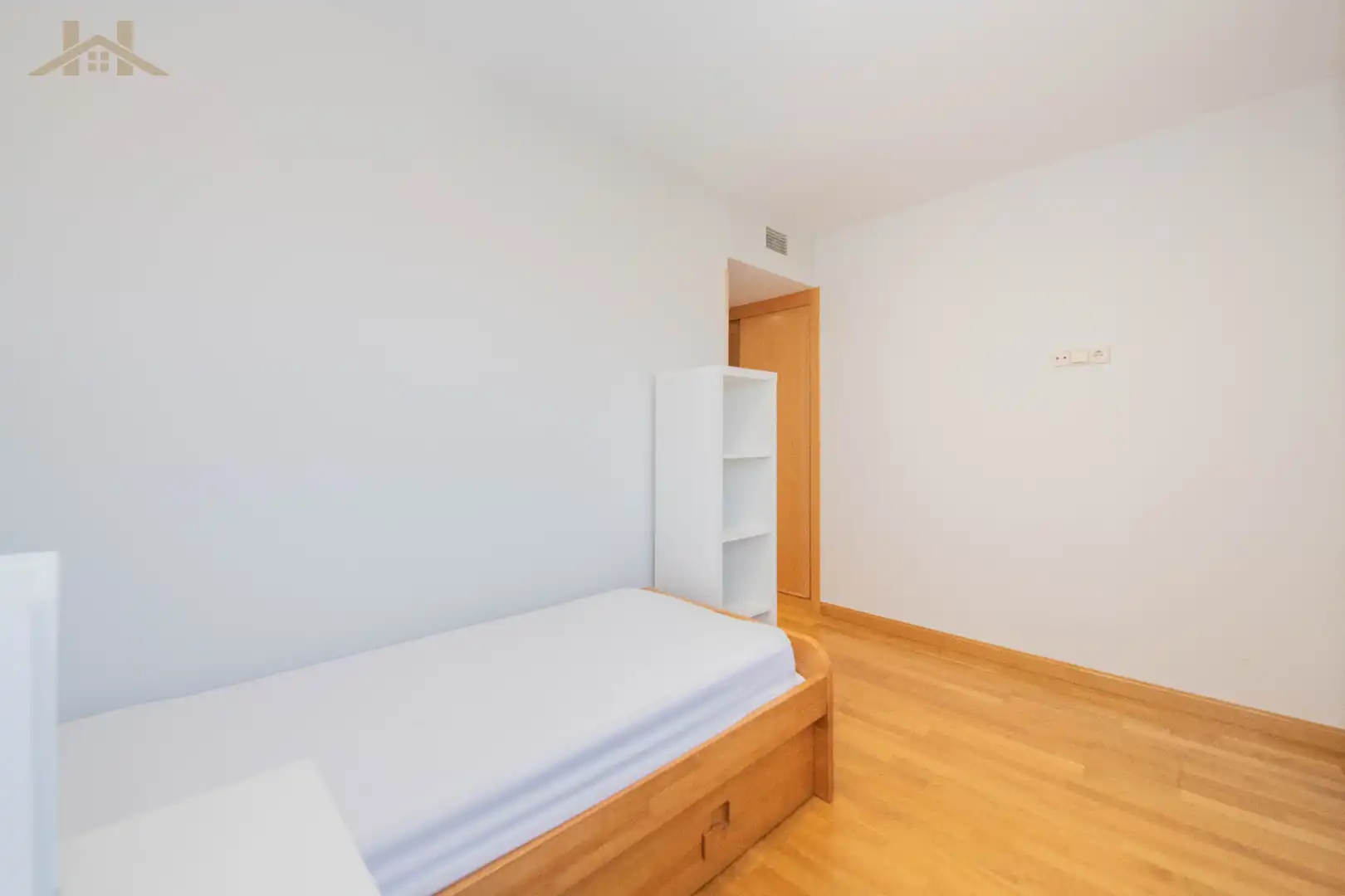 Habitación de Ático en venta en Alcobendas con Aire acondicionado, Calefacción y Terraza