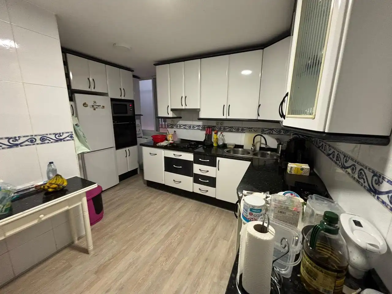Kitchen of Flat for rent in Granada