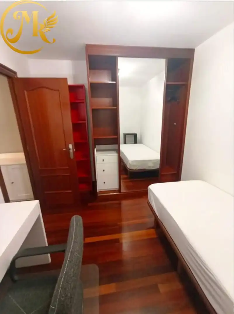 Bedroom of Duplexes for rent in Piélagos  with Heating, Terrace and Furnished