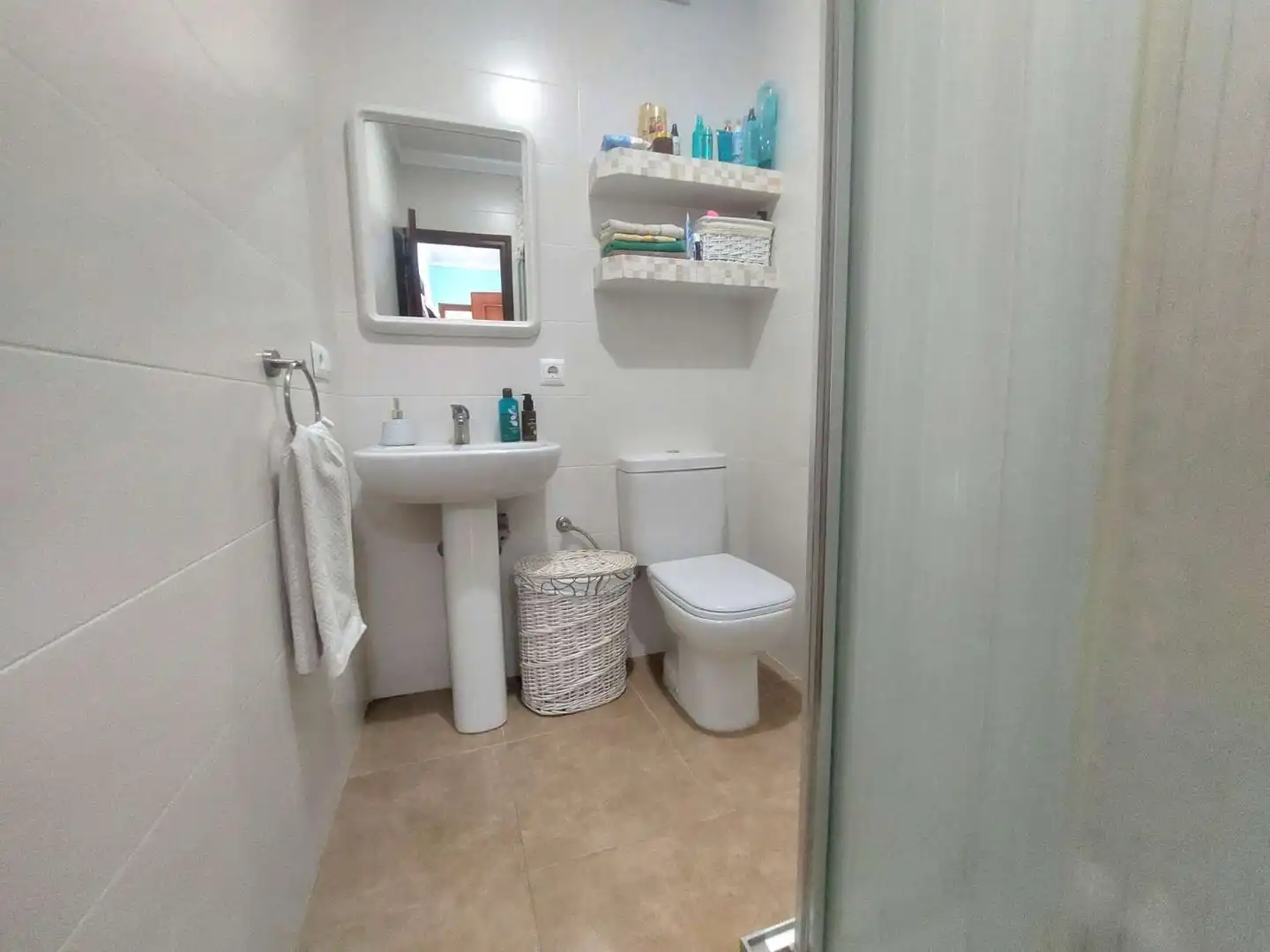Bathroom of Flat for sale in Nerja  with Furnished
