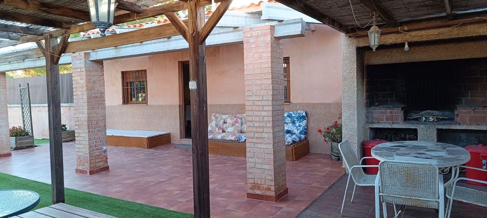 Terrassa de Finca rústica en venda en Crevillent amb Jardí privat, Terrassa i Traster