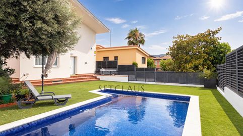 Chalet independiente con jardín de 325 m y 5 habitaciones en Can Teixidó Alella, imatge 3