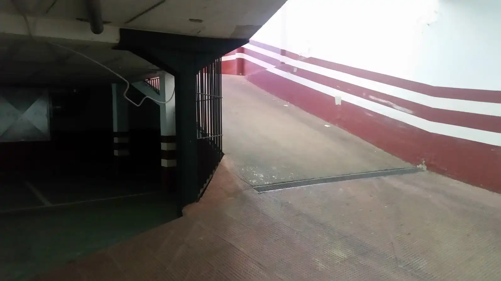 Garaje en venta en Olivares