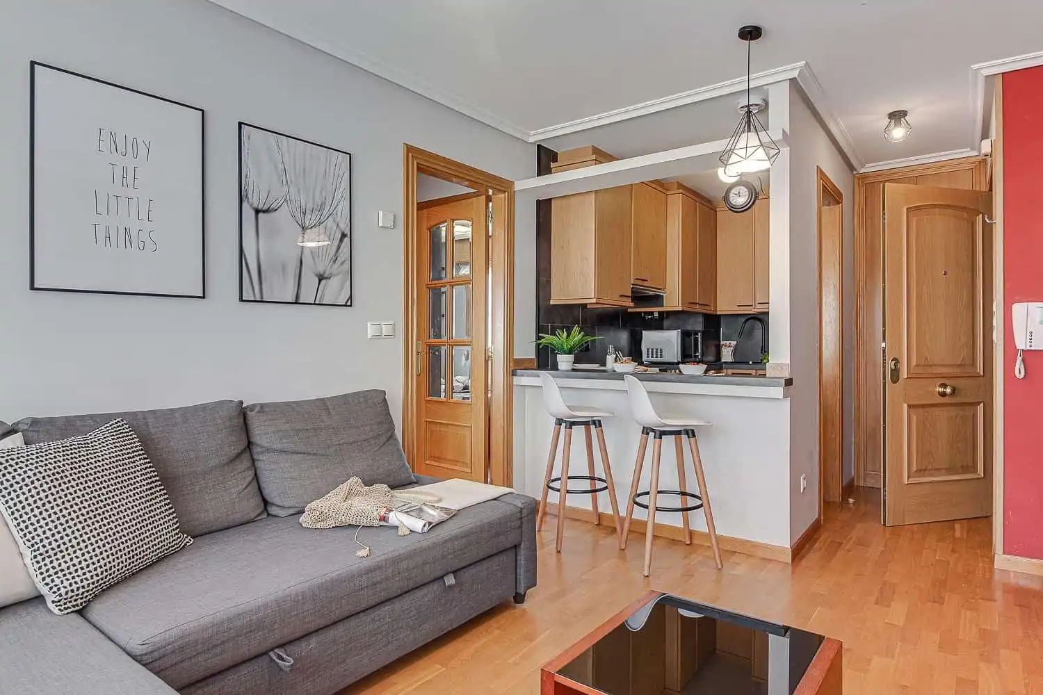 Living room of Flat for sale in A Coruña Capital   with Air Conditioner and Storage room
