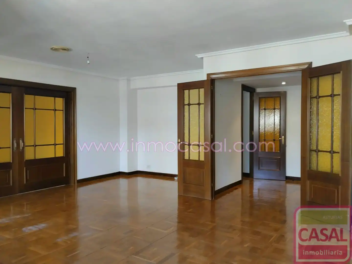 Living room of Flat for rent in Oviedo   with Heating, Terrace and Storage room