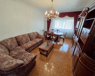 Sala d'estar de Pis en venda en  Logroño amb Calefacció i Balcó