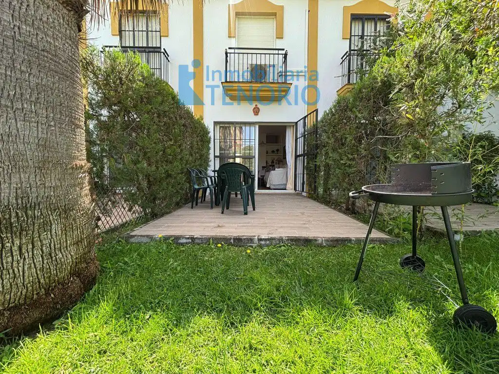 Jardín de Casa adosada en venta en Islantilla con Aire acondicionado, Terraza y Trastero
