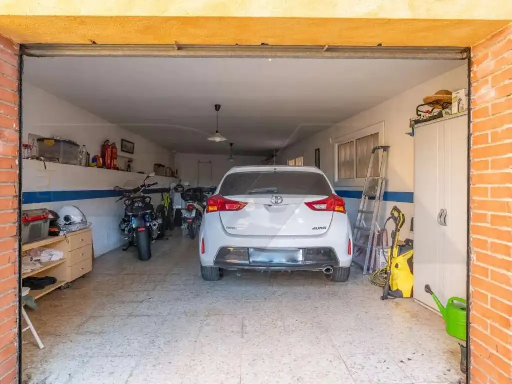 Aparcament de Casa o xalet en venda en Tarragona amb Aire condicionat, Jardí privat i Terrassa