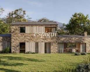 Exterior view of House or chalet for sale in Urús  with Heating, Parquet flooring and Terrace