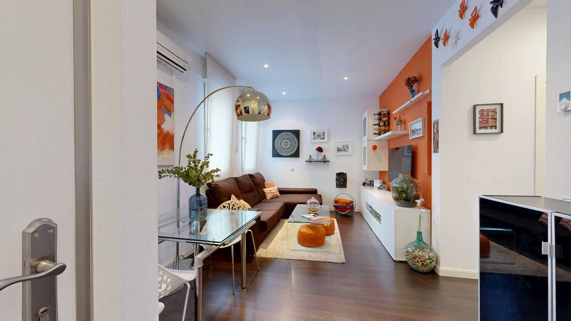 Living room of Flat for sale in  Madrid Capital  with Air Conditioner and Heating