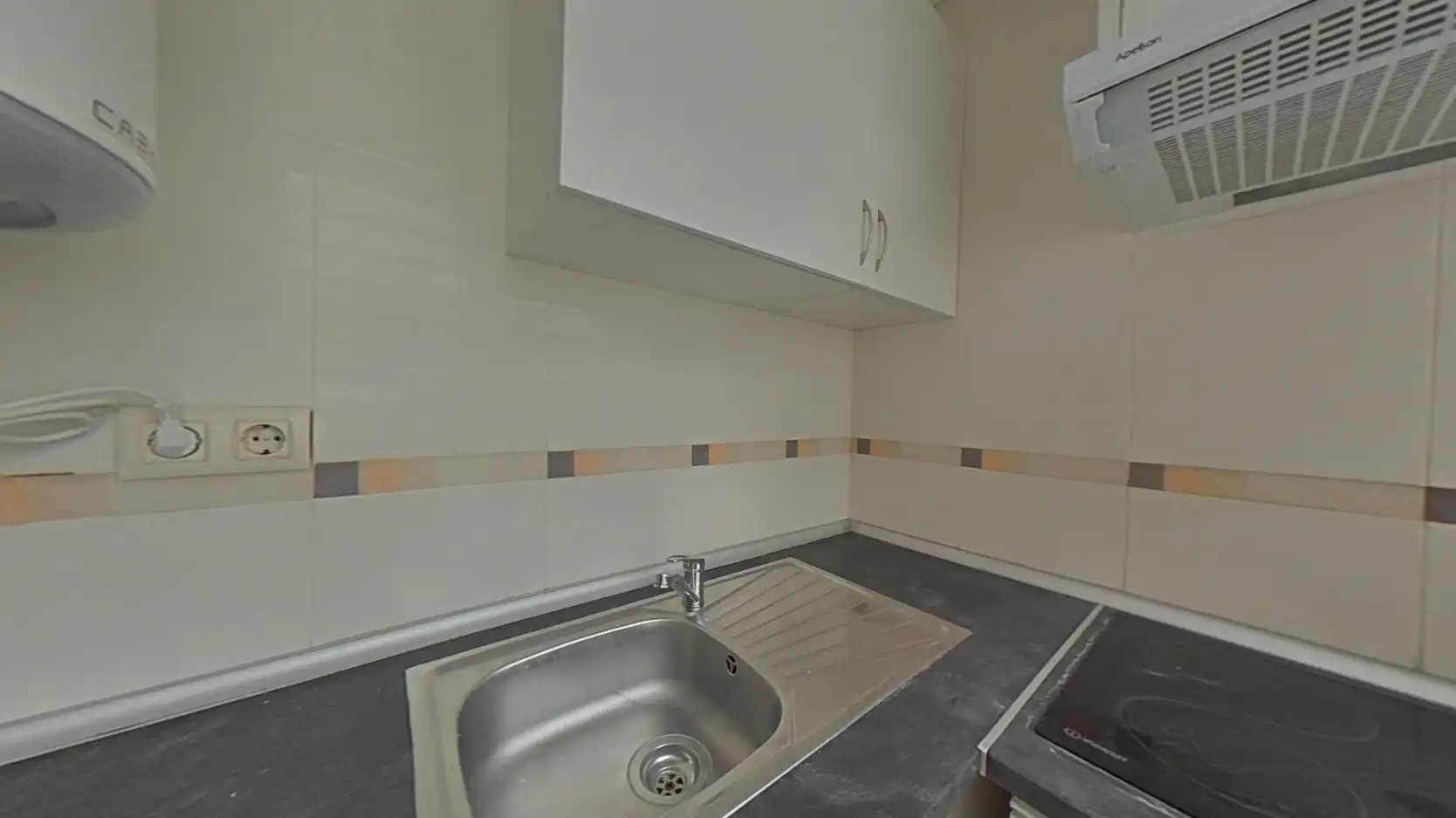 Cocina de Piso en venta en Madrid con Calefacción