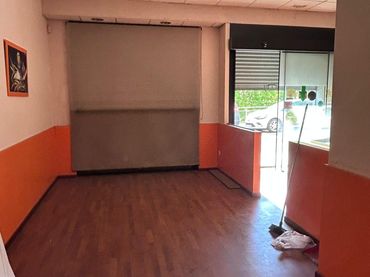 Business premises for sale in Carrer germa joaquim, del