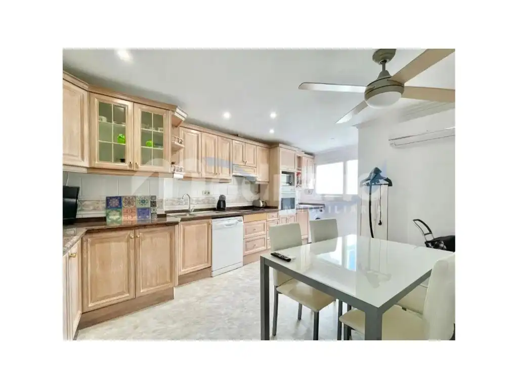 Cocina de Ático en venta en Benidorm con Aire acondicionado y Terraza