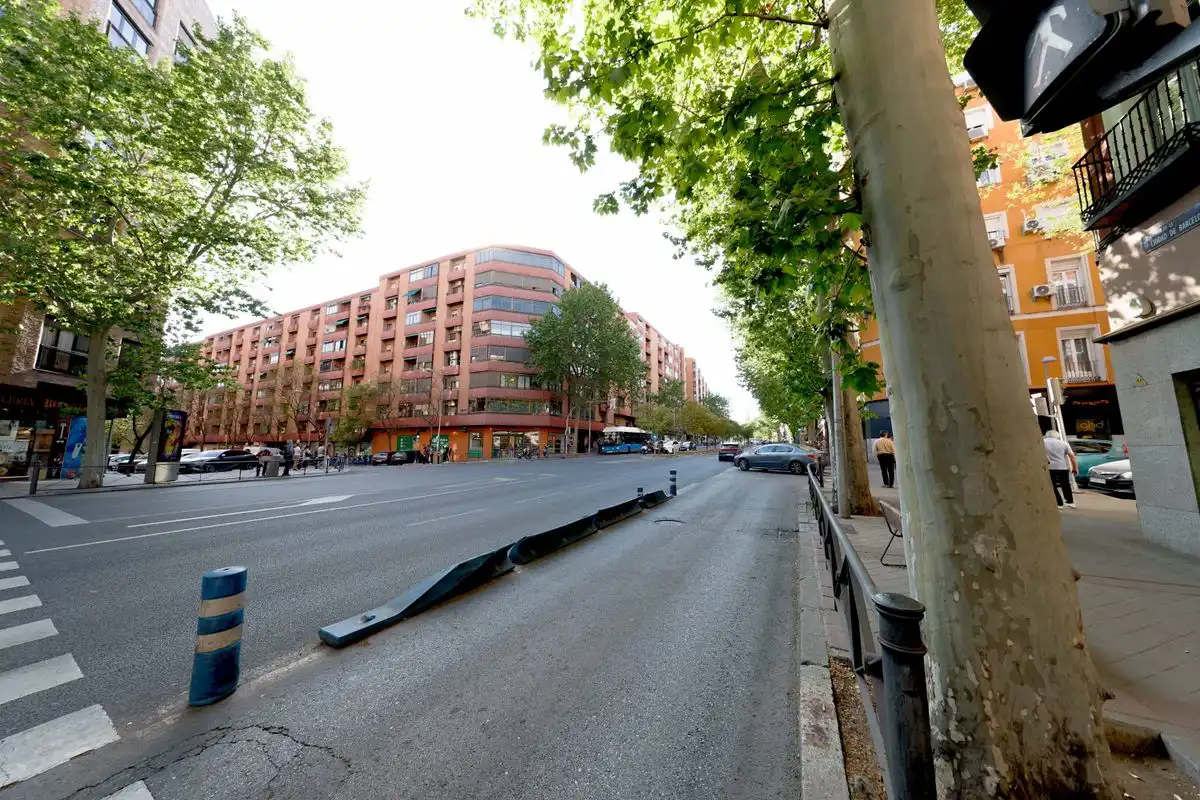 Vista exterior de Pis en venda en Madrid amb Aire condicionat i Calefacció