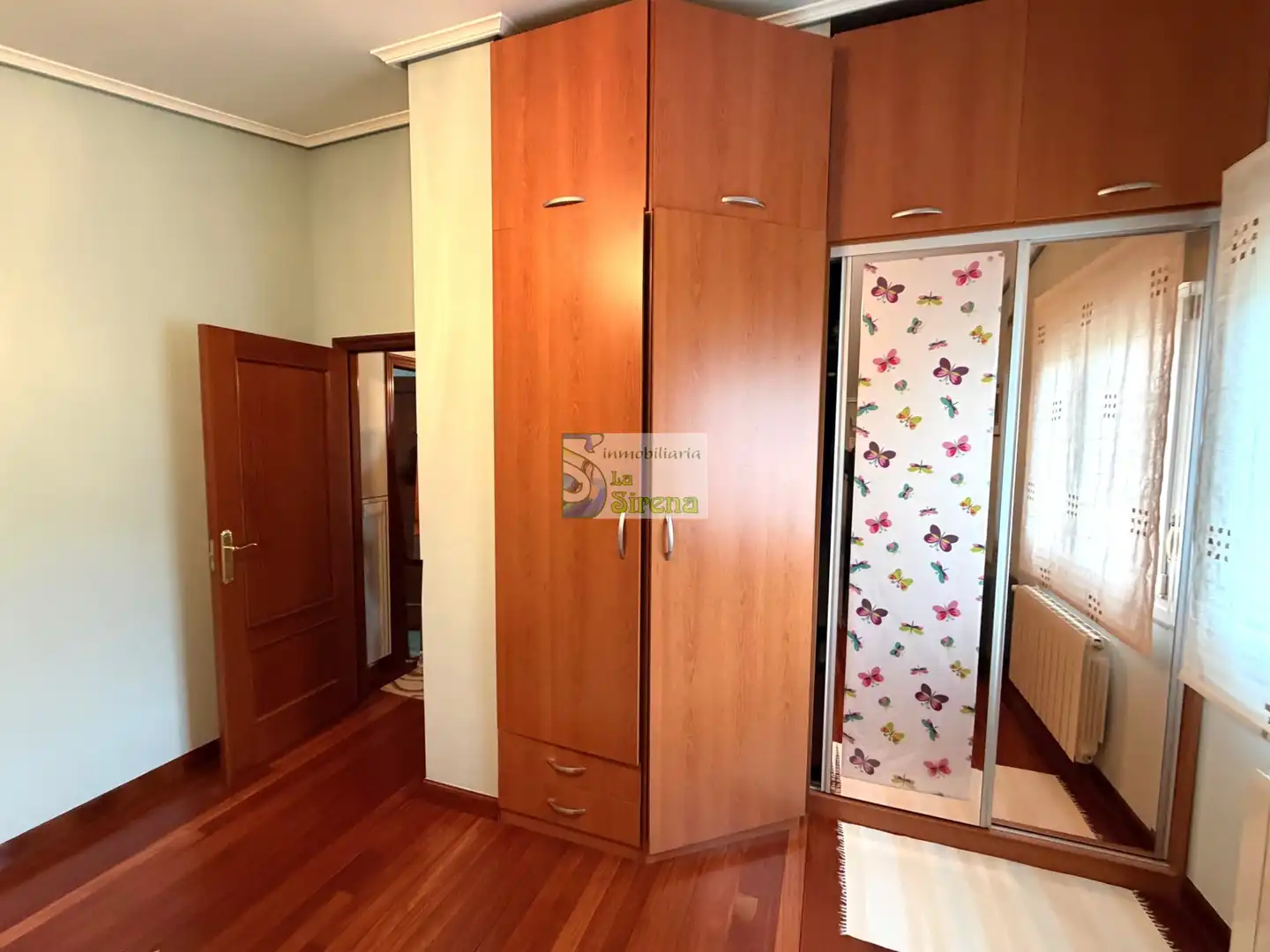 Dormitori de Casa o xalet en venda en Castro-Urdiales amb Calefacció, Jardí privat i Terrassa