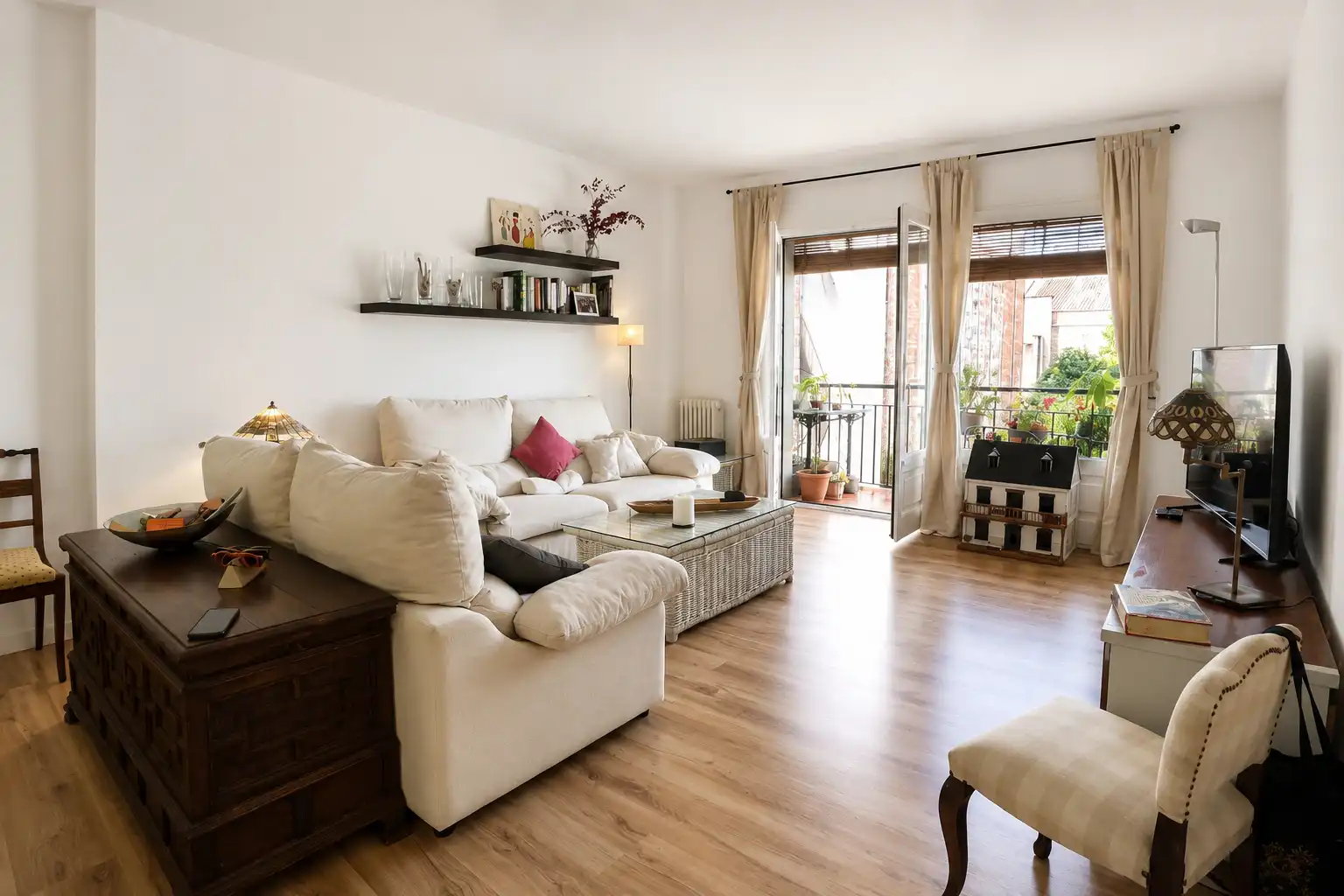 Wohnzimmer von Wohnung zum Verkauf in Figueres mit Heizung, Parkett und Terrasse
