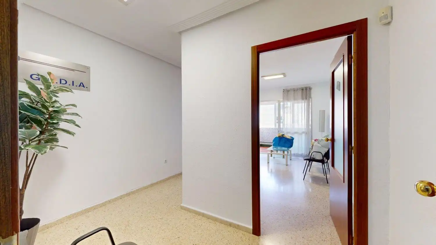 Office for rent in Montequinto  with Air Conditioner and Terrace