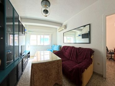 Flat with balcony to rent in Avenida DE MADRID