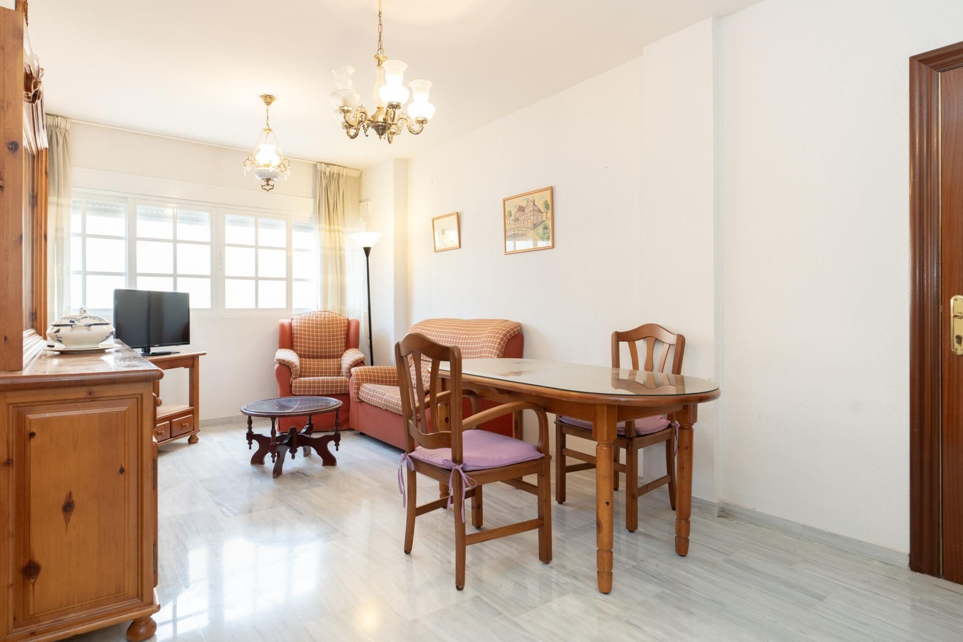 Sala d'estar de Pis en venda en Motril amb Balcó