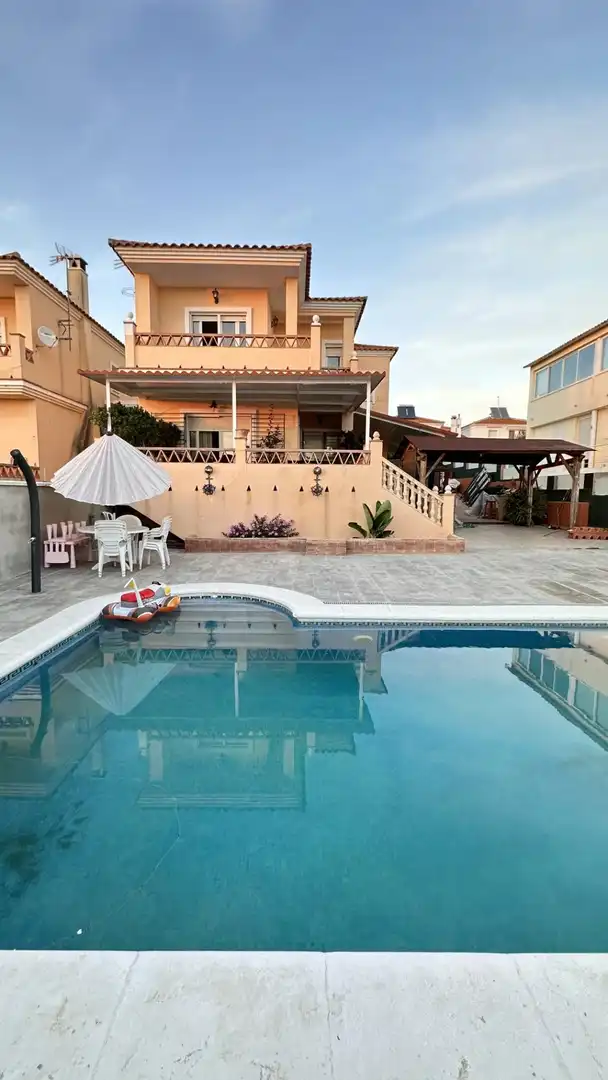 Piscina de Casa o chalet en venta en Mazagón con Aire acondicionado, Calefacción y Jardín privado