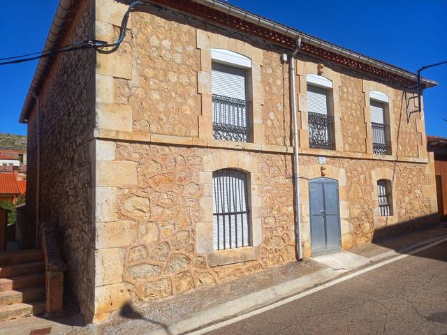 Casa-chalet en Venta en Calle Pasajes, 8 en Fuentesoto