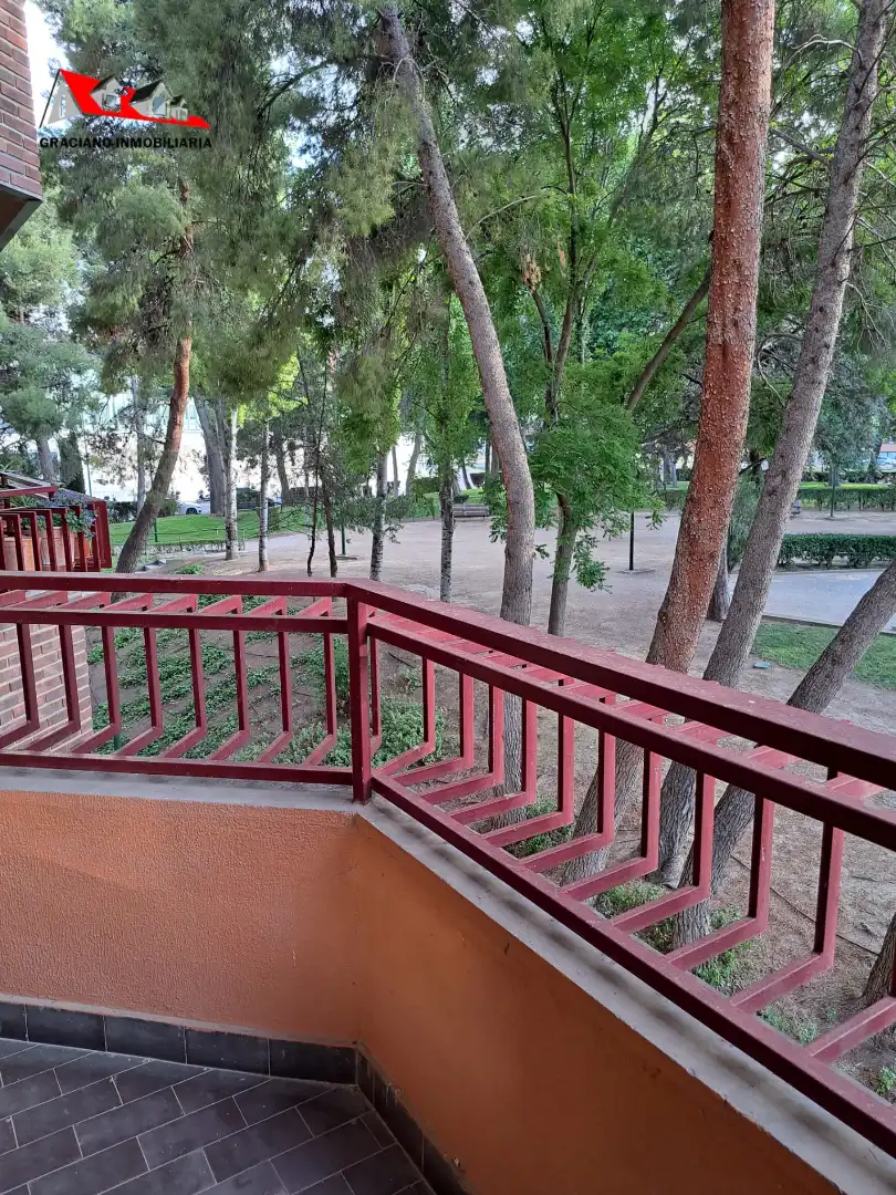 Terraza de Piso en venta en Albacete con Calefacción, Amueblado y Horno