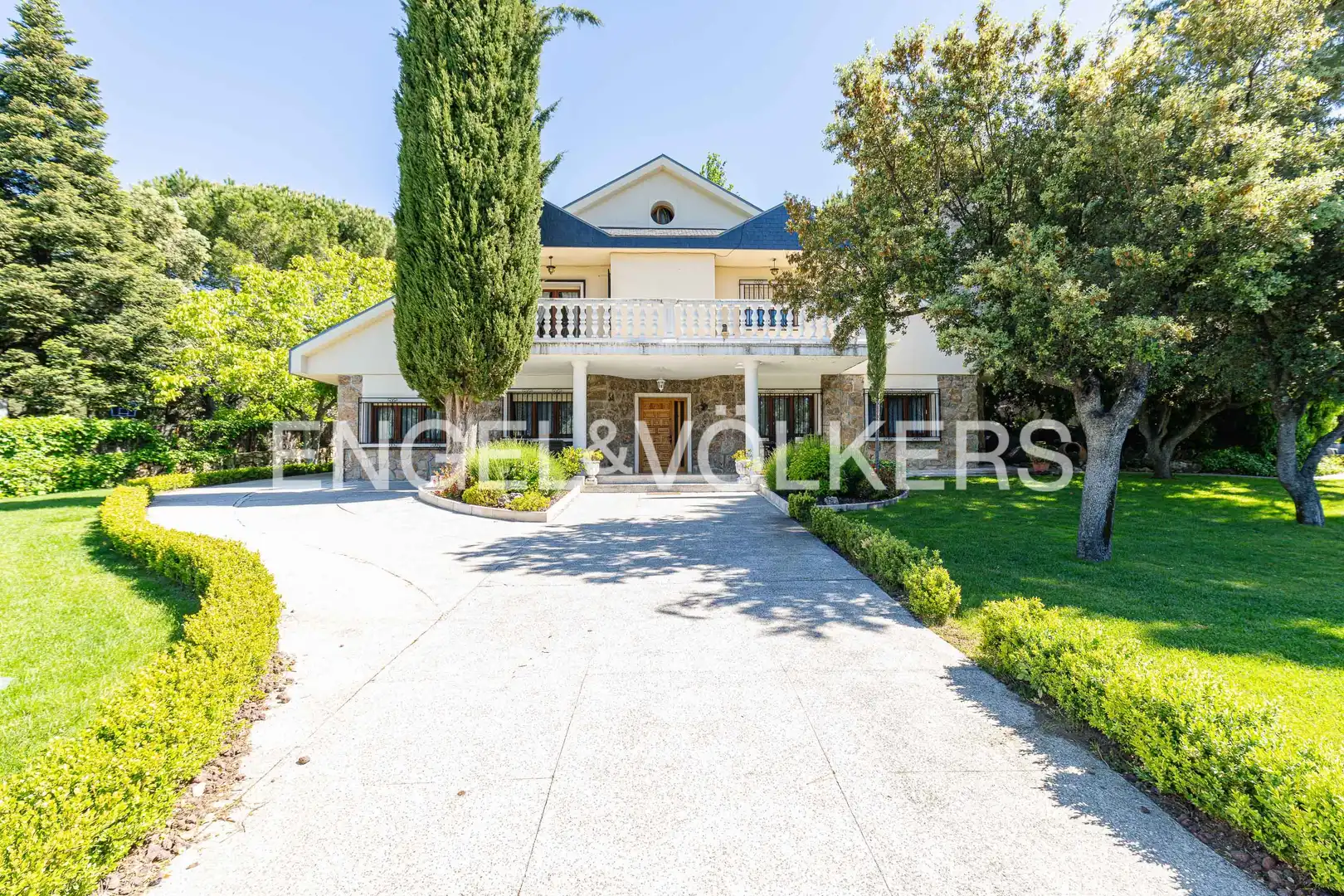 Vista exterior de Casa o chalet de alquiler en Alpedrete con Calefacción y Jardín privado
