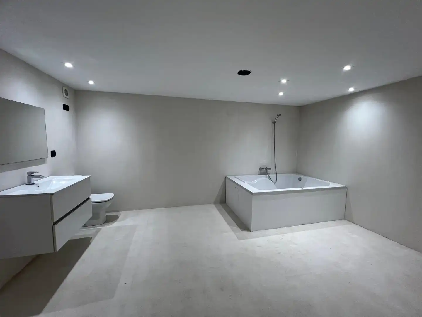 Badezimmer von Haus oder Chalet zum Verkauf in Tordera mit Klimaanlage, Heizung und Abstellraum