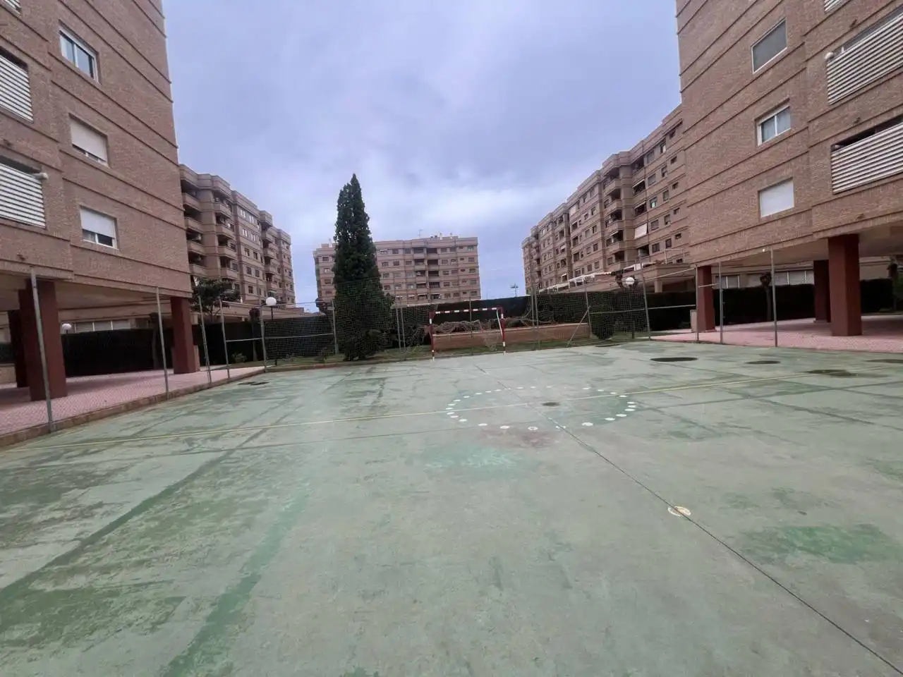 Außenansicht von Wohnung zum Verkauf in Castellón de la Plana / Castelló de la Plana mit Klimaanlage, Abstellraum und Möbliert