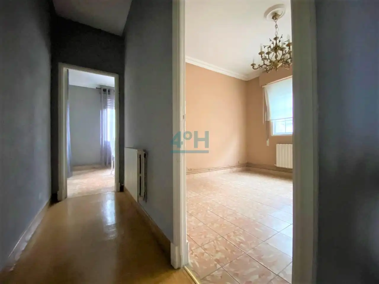 Haus oder Chalet zum Verkauf in Ourense Capital  mit Heizung, Privatgarten und Abstellraum
