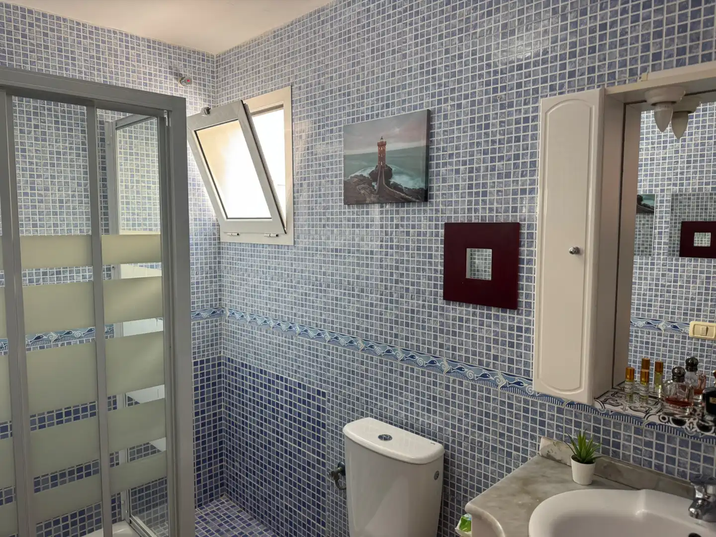 Baño de Piso de alquiler en San Bartolomé de Tirajana con Amueblado, Lavadora y Balcón