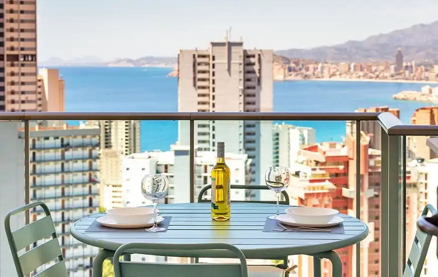Terrasse von Wohnungen zum Verkauf in Benidorm mit Klimaanlage, Heizung und Terrasse