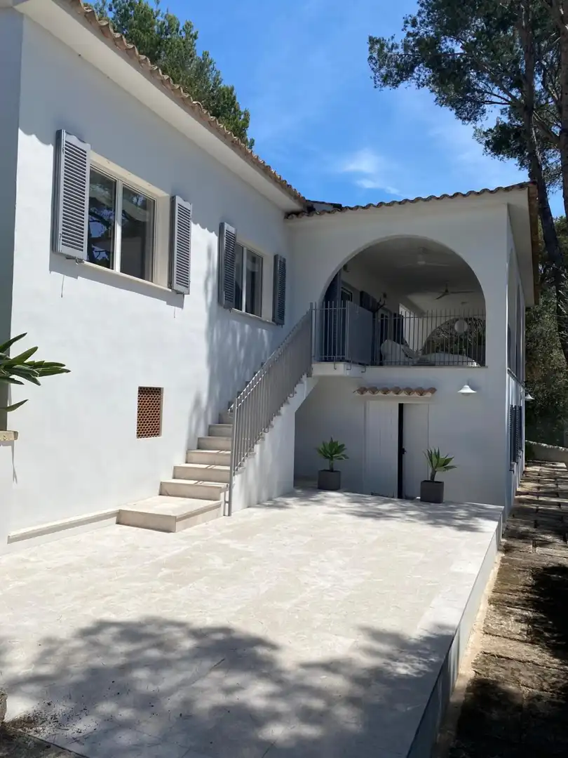 Vista exterior de Casa o xalet en venda en Alcúdia amb Aire condicionat i Terrassa