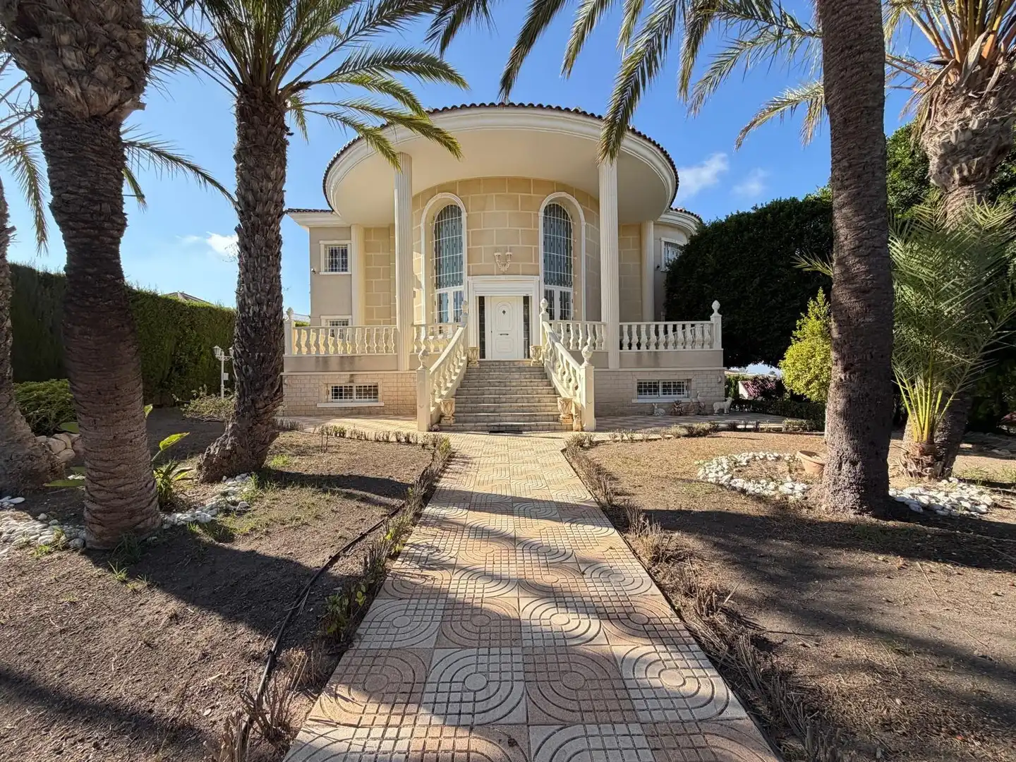 Vista exterior de Casa o xalet en venda en Rojales amb Aire condicionat, Calefacció i Jardí privat