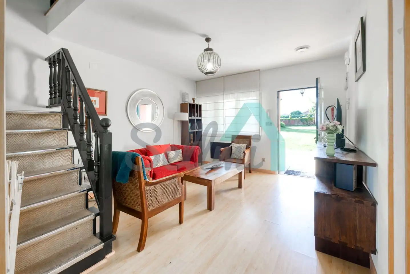 Sala d'estar de Casa o xalet en venda en Villaviciosa amb Calefacció, Jardí privat i Terrassa