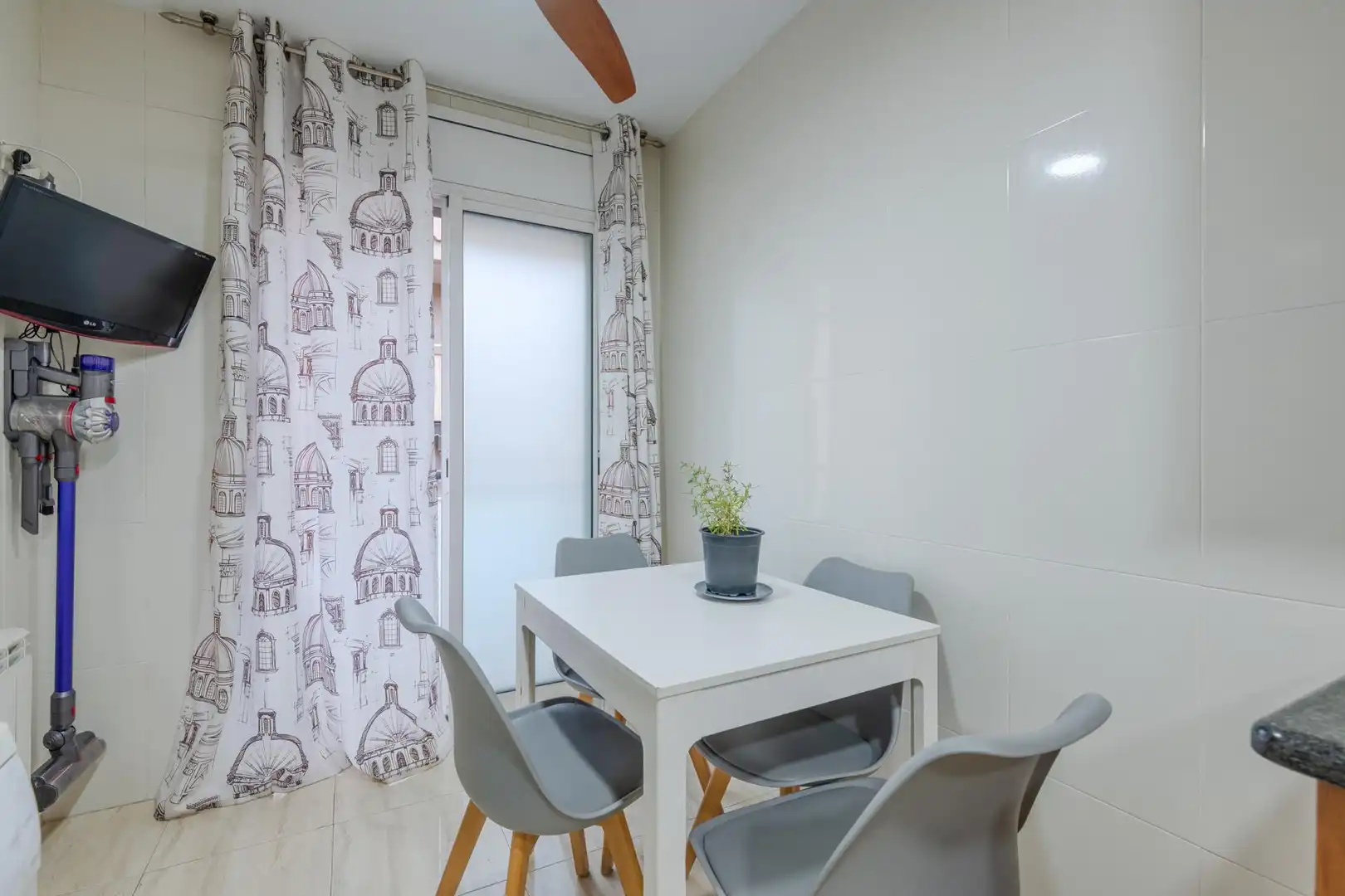 Comedor de Dúplex en venta en Girona con Calefacción