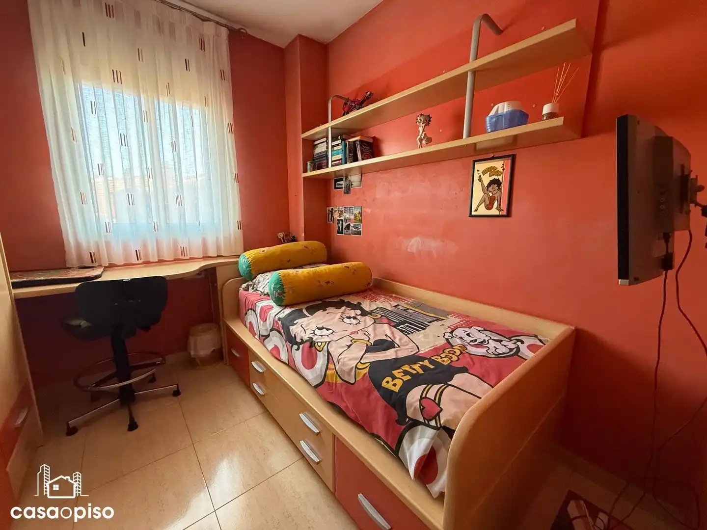 Habitación de Casa adosada en venta en Santa Perpètua de Mogoda con Calefacción y Terraza