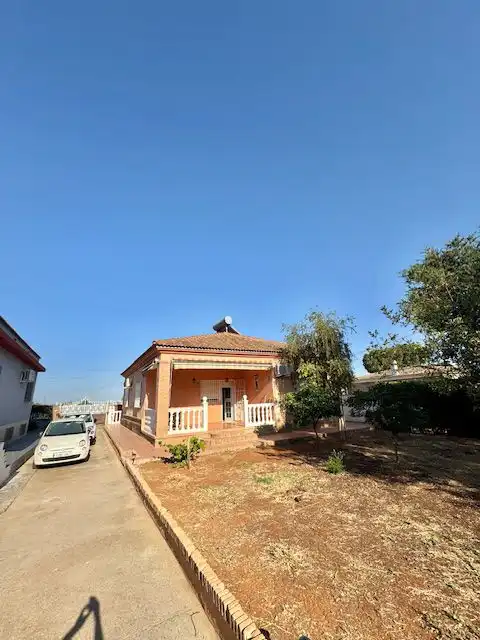 Exterior view of Residential for sale in Sevilla
