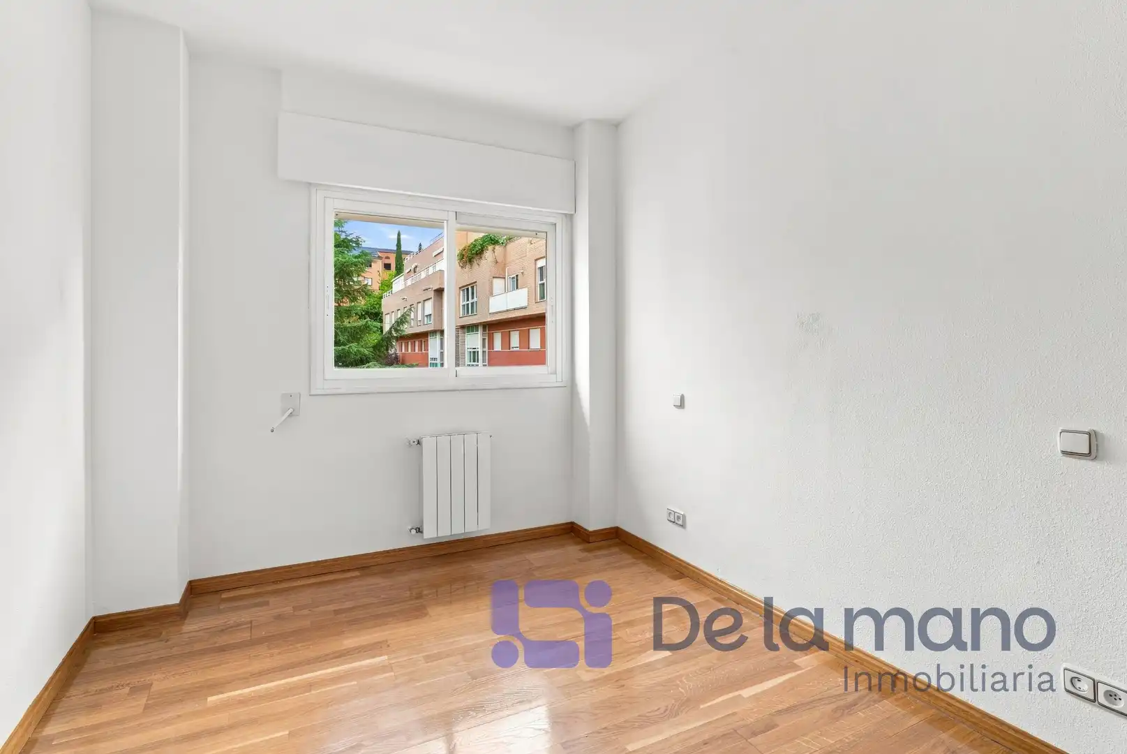 Flat for rent in Avenida TALGO, 89, Aravaca
