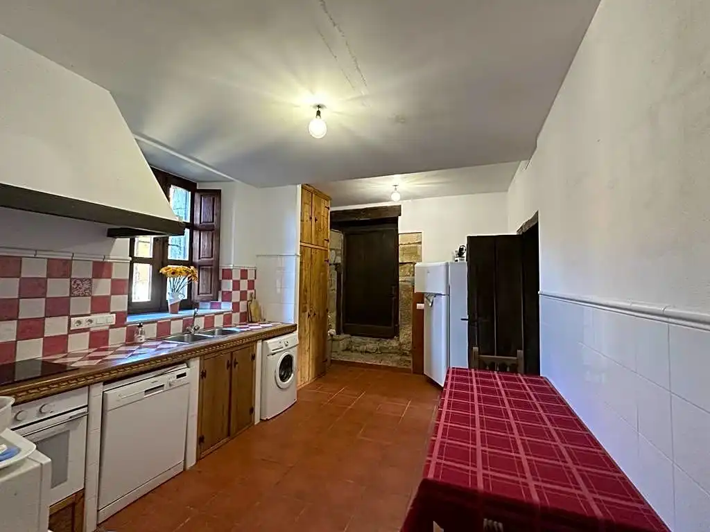Country homes for sale in Barrio Quijas, Reocín
