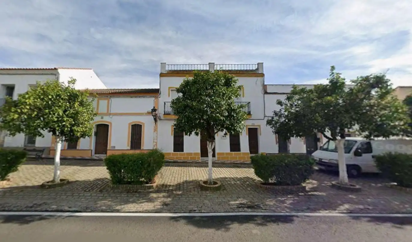 Vista exterior de Piso en venta en El Real de la Jara