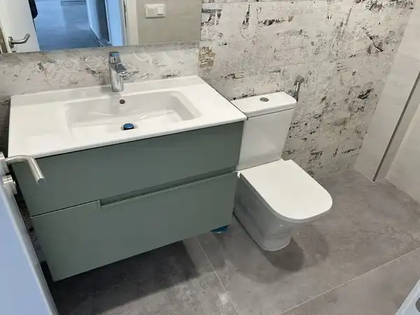Baño de Piso de alquiler en Las Palmas de Gran Canaria con Aire acondicionado, Calefacción y Horno
