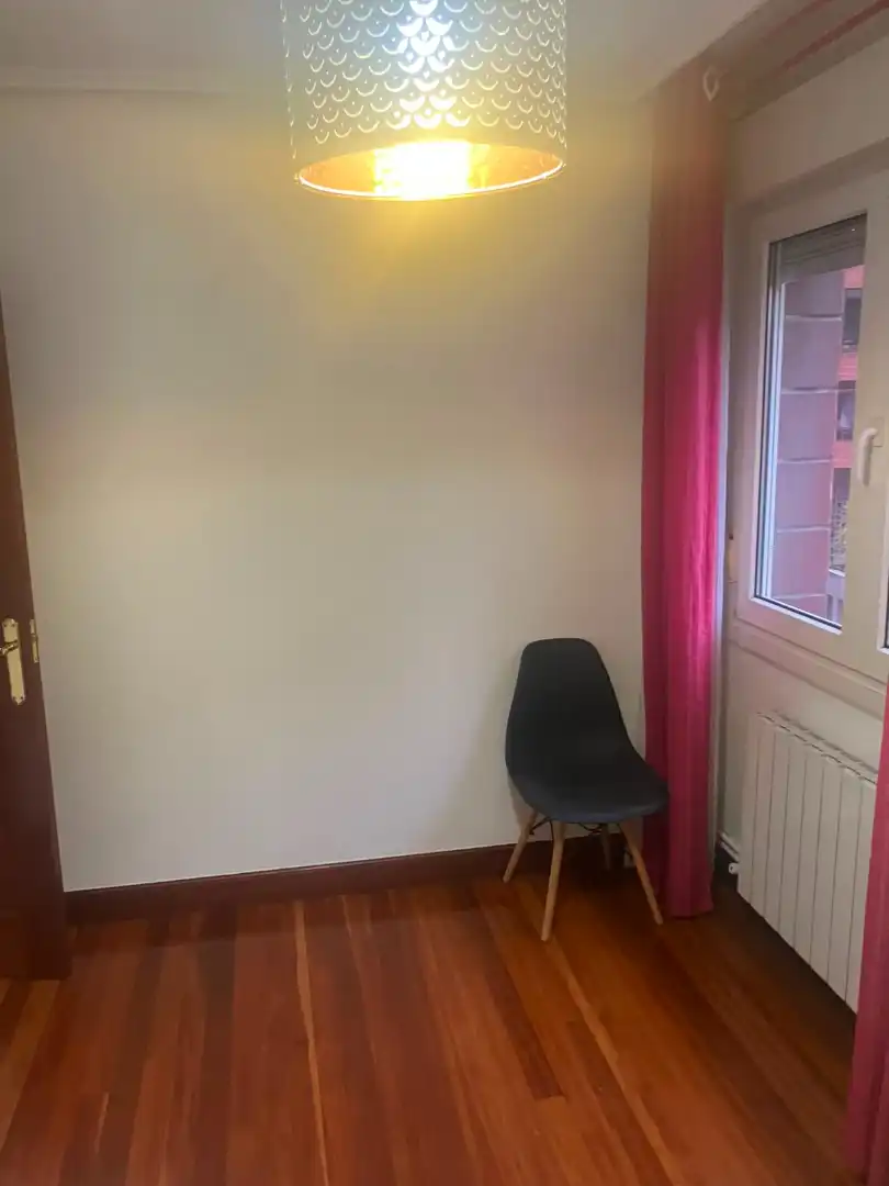 Bedroom of Flat for rent in Leioa  with Heating, Furnished and Oven
